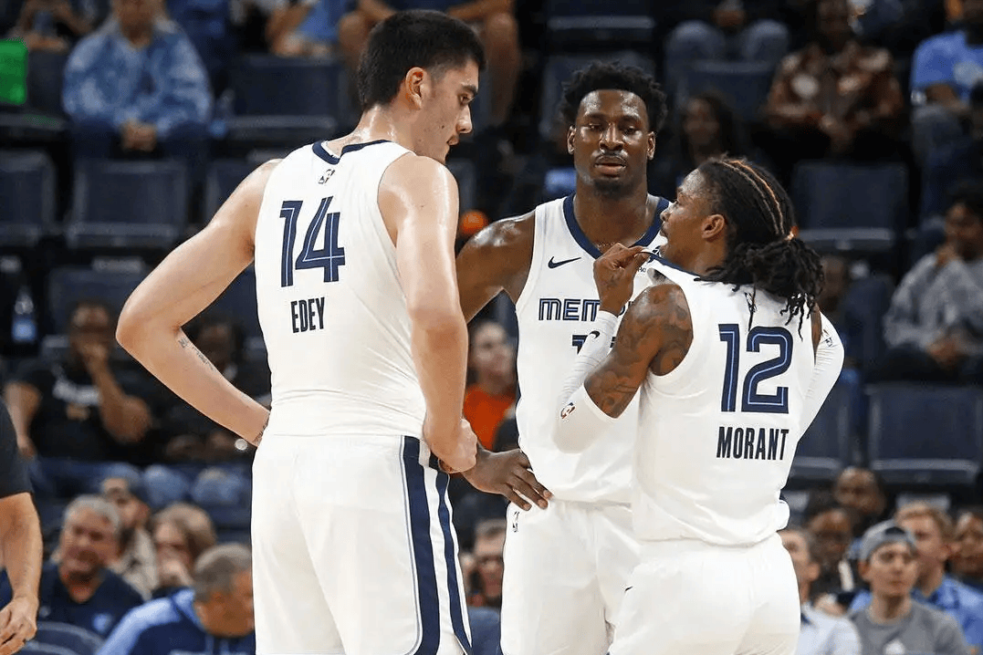NBA恐怖西部！“银河战舰”扎堆？球迷：季后赛比总决赛还难打？