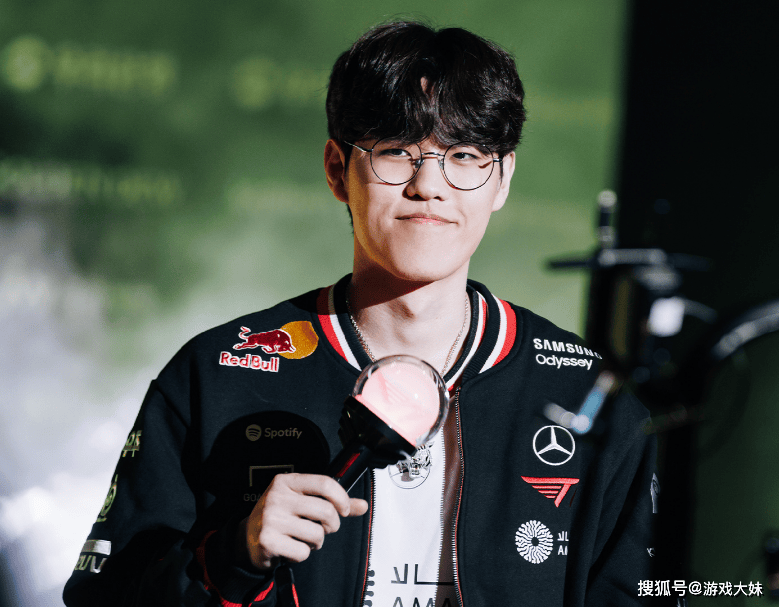 LOL社区发起投票,有史以来谁最被低估?前十名里只有一位LPL选手