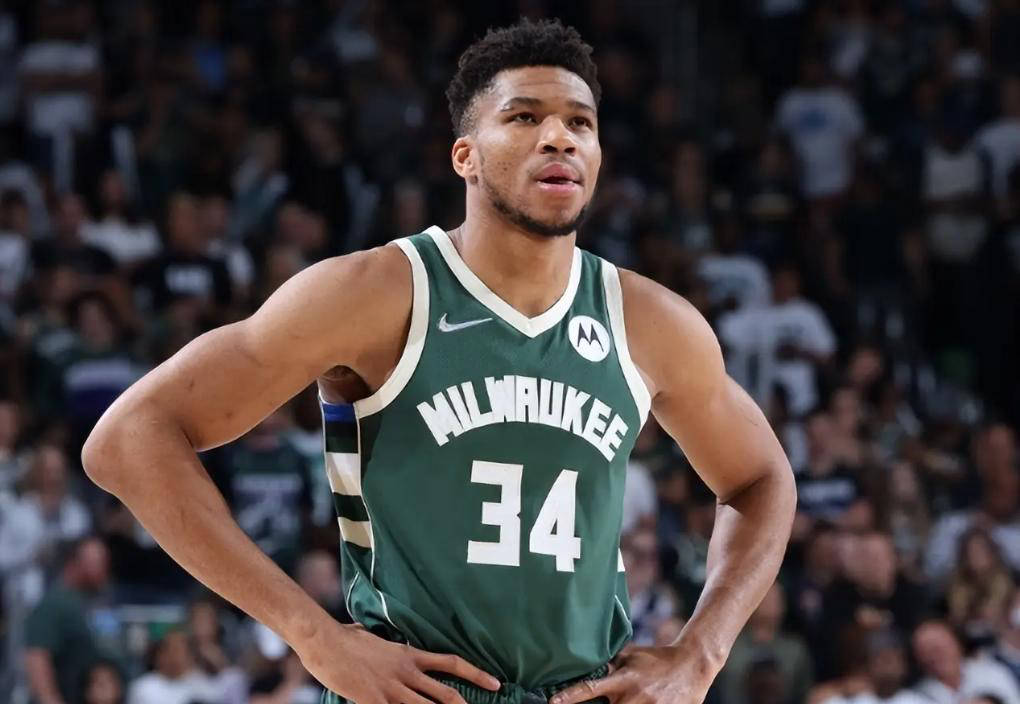 NBA历史走步之王:揭秘Top10球员走步次数排名