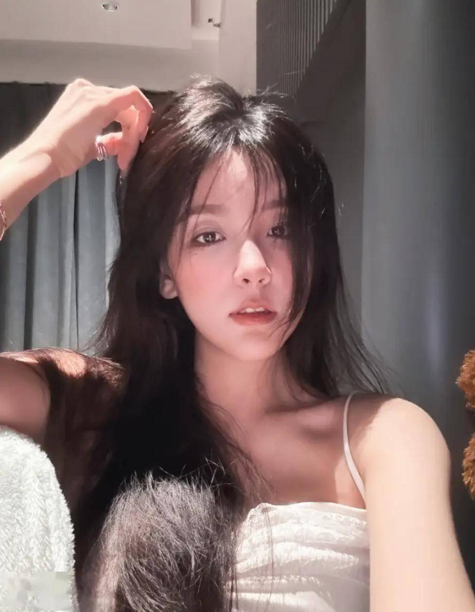 解说Rita那么漂亮,为什么没有职业选手和解说追求她?