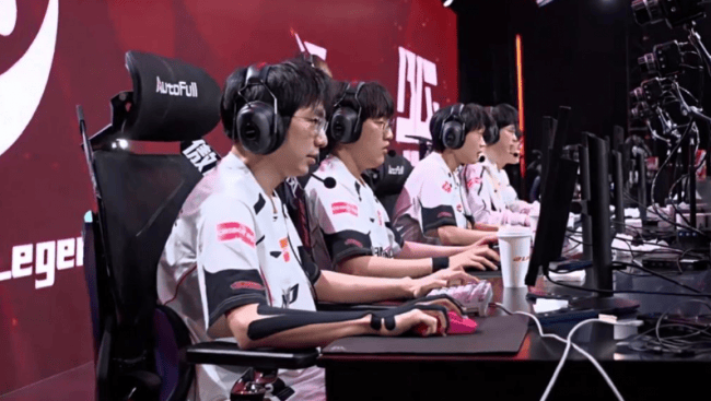 【一竞技】LOL:LPL最精彩比赛诞生 JDG爆冷击败AL晋级!
